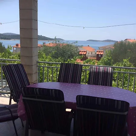 In Rogoznica - Sibenik Riviera 45748 Apartment Rogoznica (Sibenik-Knin)