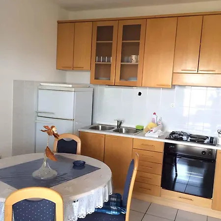 In Rogoznica - Sibenik Riviera 45748 Apartment Rogoznica (Sibenik-Knin)